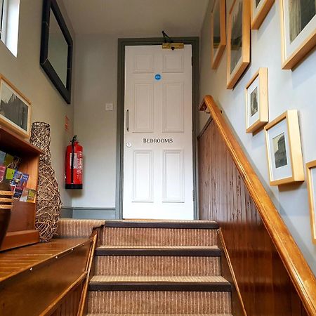 The Carpenters Arms Hotel Pensford ภายนอก รูปภาพ