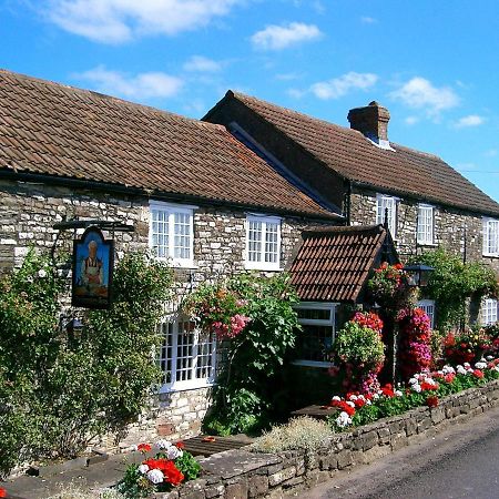 The Carpenters Arms Hotel Pensford ภายนอก รูปภาพ