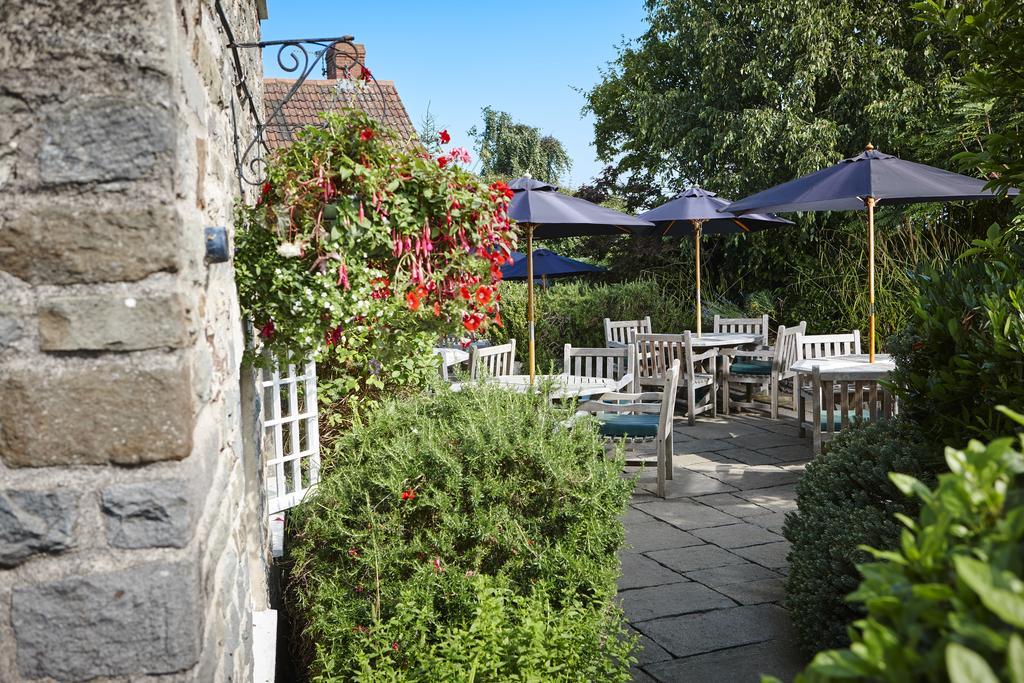 The Carpenters Arms Hotel Pensford ภายนอก รูปภาพ