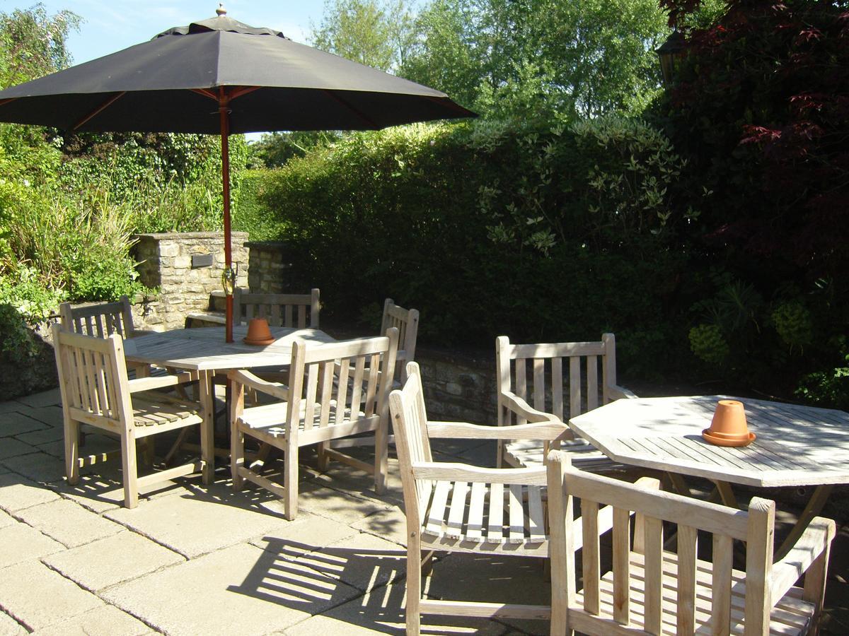 The Carpenters Arms Hotel Pensford ภายนอก รูปภาพ