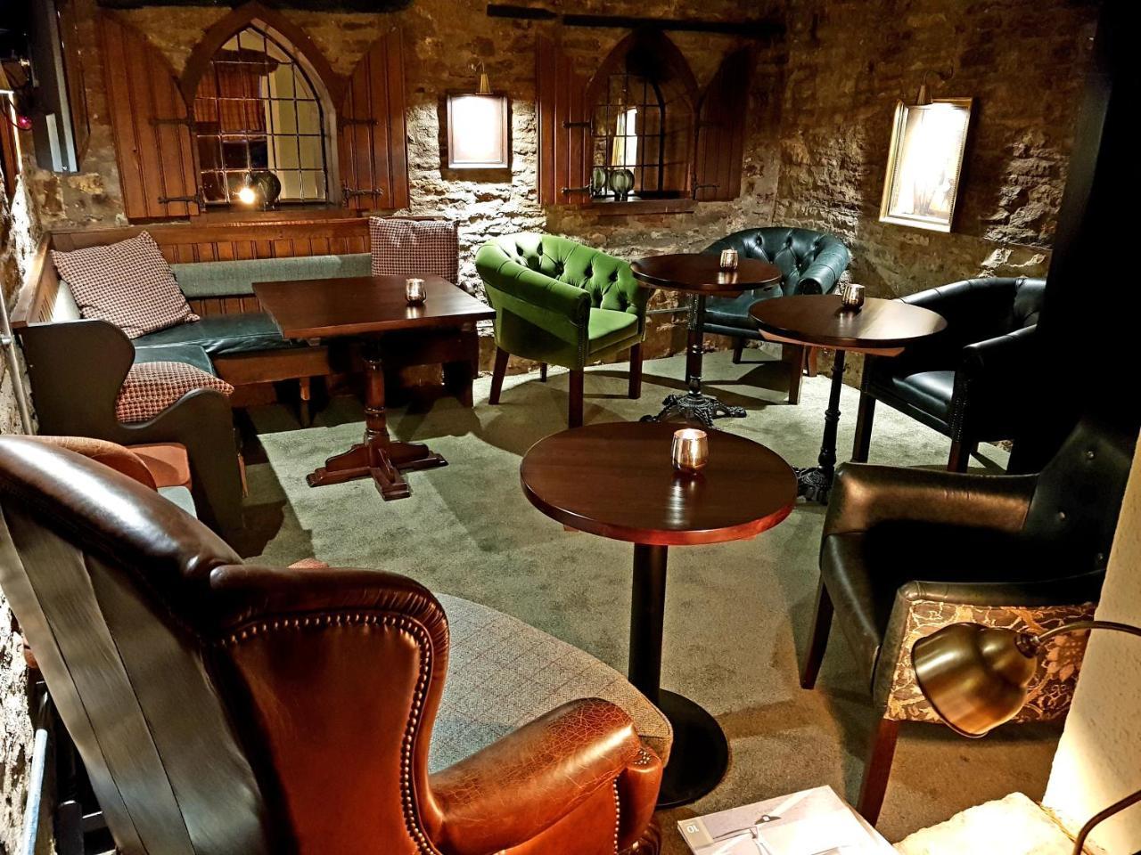 The Carpenters Arms Hotel Pensford ภายนอก รูปภาพ